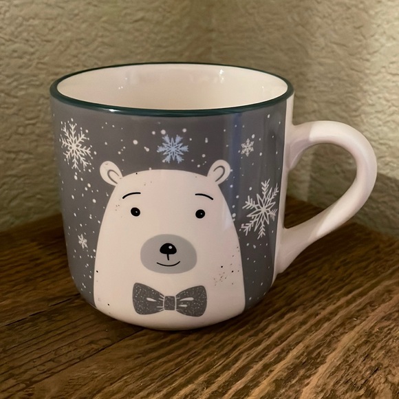 Winter Wonder Lane 16oz Polar Frost ceramic mug, polar bear and snowflake motif - Picture 1 of 7